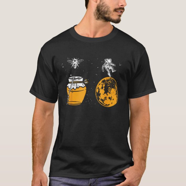 Honey Astronaut Moon  Honeymoon Bee Astronaut Coup T Shirt (Framsida)
