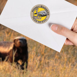 Honey badger fruktar ingen ond Gult Scary Animal A Runt Klistermärke