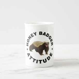 Honey badger har Attityd Benporslin Mugg
