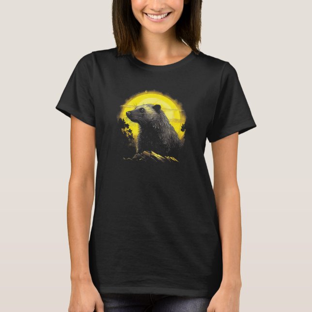 Honey Badger With Full Moon in Background T Shirt (Framsida)