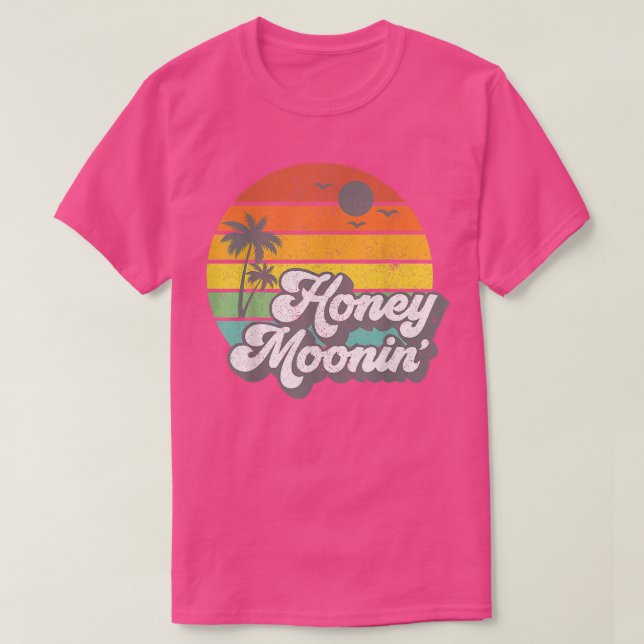 Honey Moonin Beach Honeymoon Vacation Men Women Co T Shirt (Design framsida)