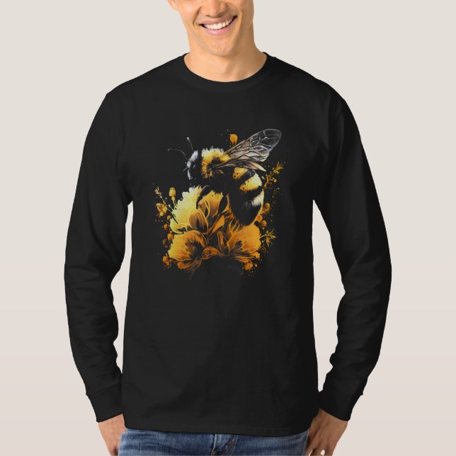 Honeybee and bumble bee for American hive beekeepe T Shirt (Framsida)