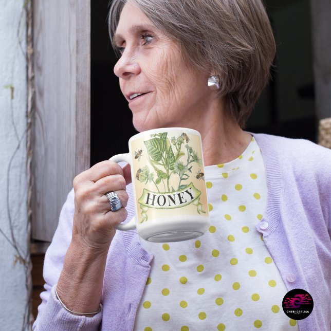 Honeybee Haven Kaffemugg (Morning ritual meets old-world garden elegance.)