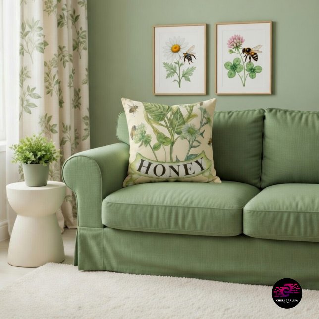 Honeybee Haven Kudde (A curated touch of vintage nature for refined interiors.)