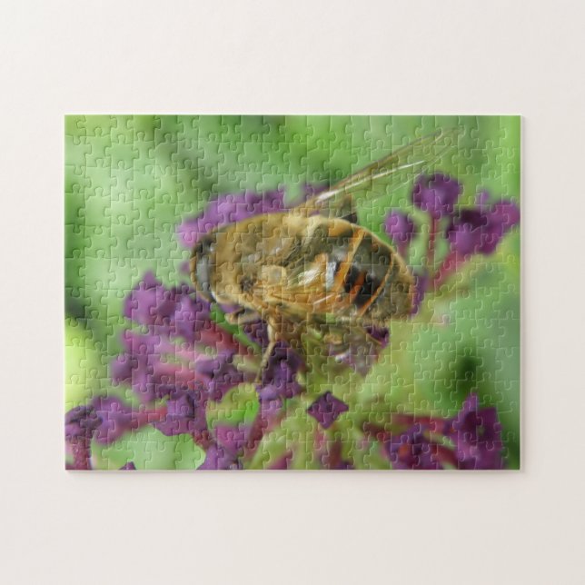 Honeybee och Lila blommor Puzzle Pussel (Horisontell)