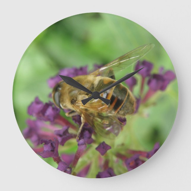 Honeybee och Lila blommor Wall Clock Stor Klocka (Framsida)