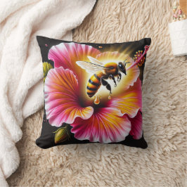 Honeybee Pollination a Blooming Bright Hibiscus Kudde