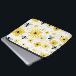 Honeybeesblomma- & polka dotselektronik hänger lös laptop fodral<br><div class="desc">En elektronik hänger lös att presentera ett mönster av honungbin,  blommor och polka dots.</div>