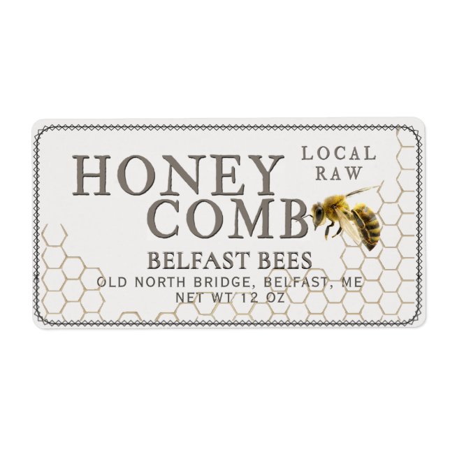 Honeycomb Shipping Label with Realistic Bee Fraktsedel (Framsidan)