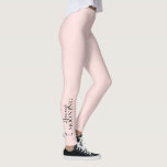 Honeymooning-skript  med monogram och hjärta leggings<br><div class="desc">Trendig  Rosa Honeymooning Typografi med monogram och faux Guld Heart Leggings.</div>