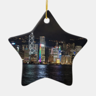 Hong Kong hamn på natten Julgransprydnad Keramik