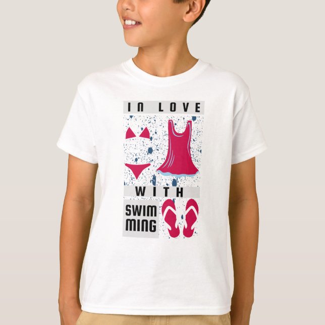 Honlig simmare - i Kärlek med simning T Shirt (Framsida)