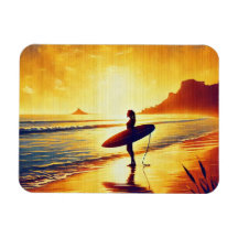 Honlig surfer vid solnedgång