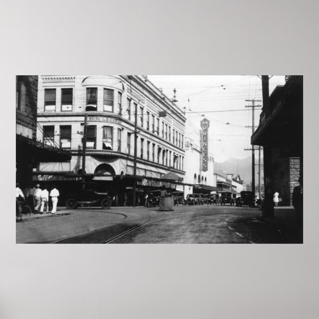 Honolulu, Hawaii City View of Fort Street Poster (Framsidan)
