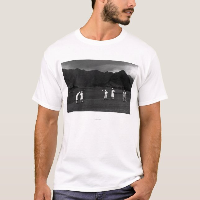 Honolulu Hawaii - golfare som leker på land Tee (Framsida)