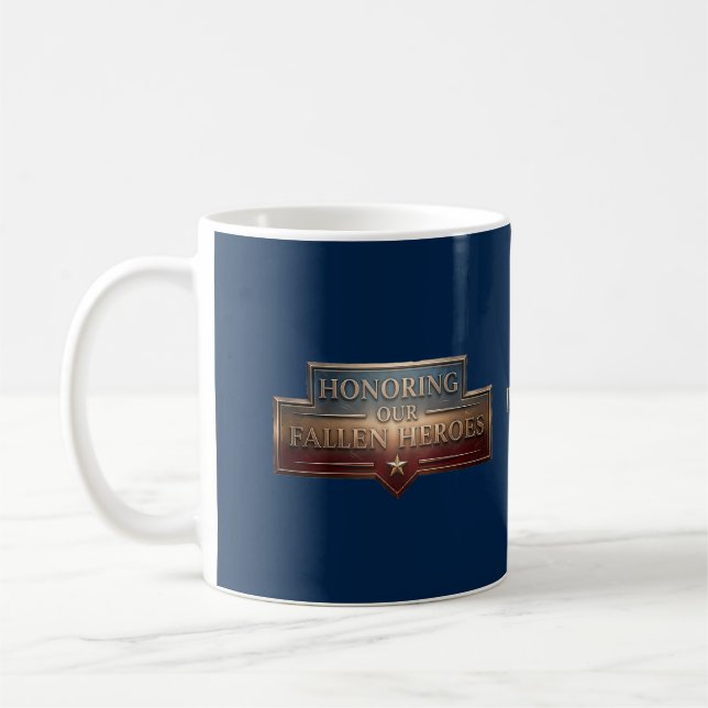 Honoring Our Fallen Heroes / Día de los caídos Kaffemugg (Vänster)