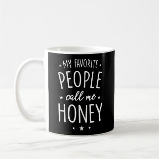Honung Shirt Gift med mina favoritfolk kallar mig  Kaffemugg