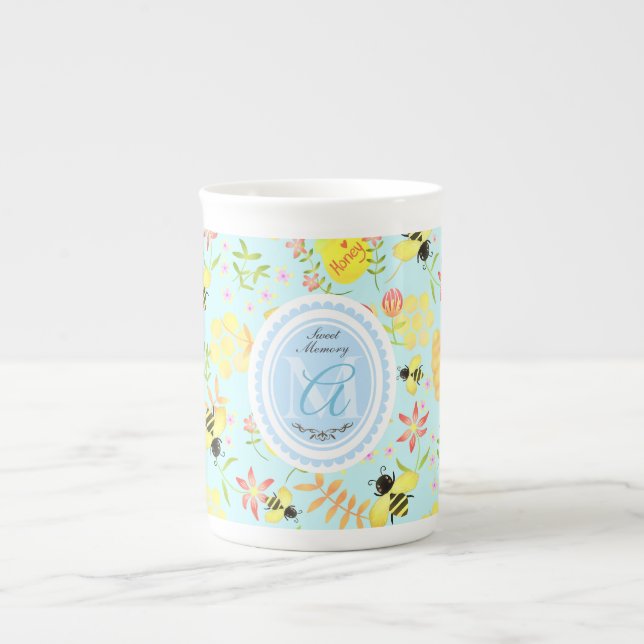HonungsBee Pastel Blue Benporslin Mugg (Framsidan)