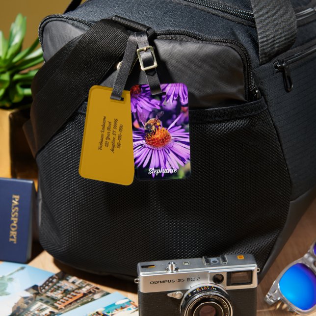 Honungsbin på Lila Aster Flower Personlig Bagagebricka (Fram & Baksida)