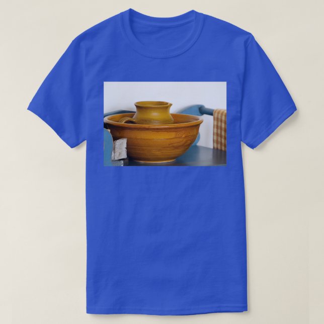 Honungsbrunnsbäckenet och Pitcher-foto B T Shirt (Design framsida)