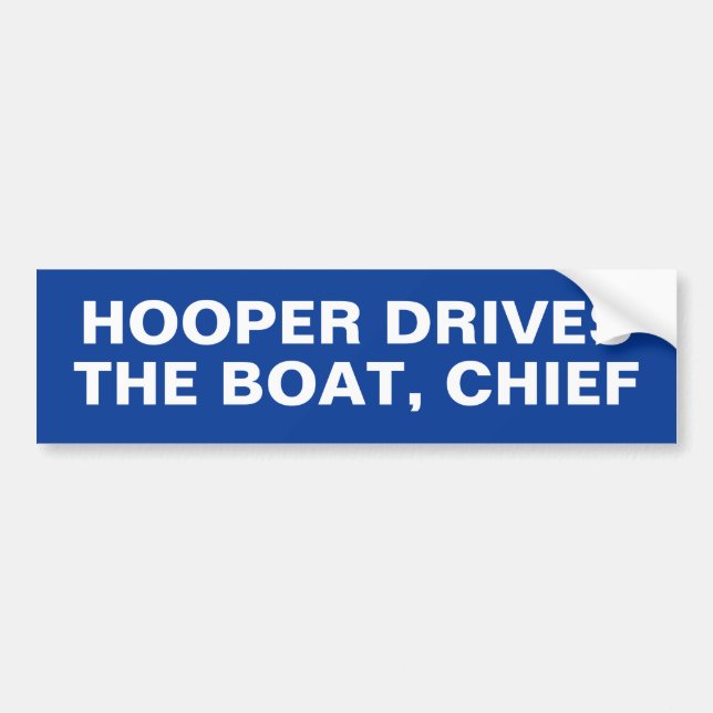 HOOPER KÖRKAR BÅTEN, CHEFEN BILDEKAL (Framsidan)