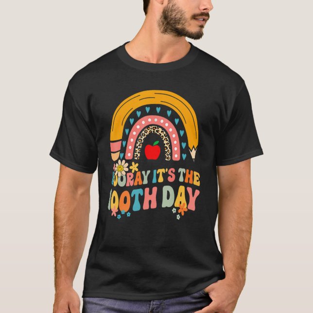 Hooray It's The 100th Day Groovy Rainbow 100 Days  T Shirt (Framsida)
