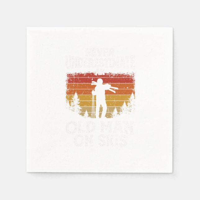 Hoppa aldrig underskatta en gammal man på skis pappersservett (Framsidan)