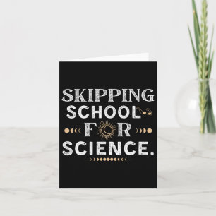 Hoppar över skolsolär Eclipse 2024 Student Totalit Kort