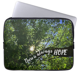Hoppas alltid solljus genom Träd inspiration Laptop Fodral