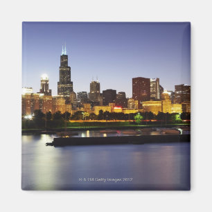 Horisont av i stadens centrum Chicago på Magnet