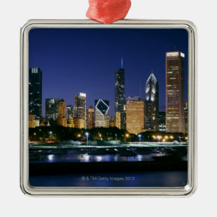 Horisont av i stadens centrum Chicago på natten Julgransprydnad Metall