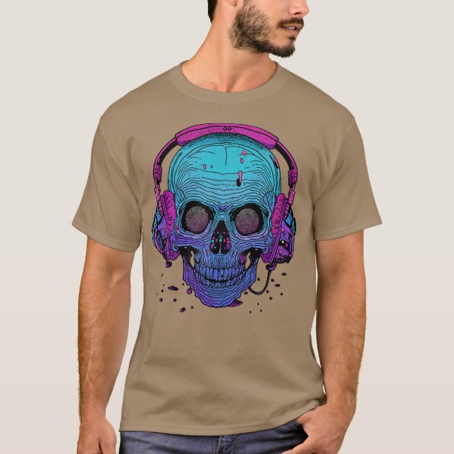 Hörlurar på t shirt (Framsida)
