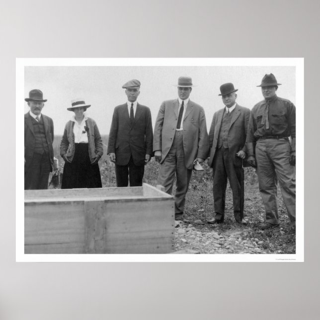 Hörnsten i Universiteten i Alaska 1916 Poster (Framsidan)