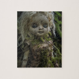 Horror Creepy Doll i skogen Pussel