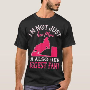 Horse Barrel Tävla Jag är inte bara hennes Mamma R T Shirt