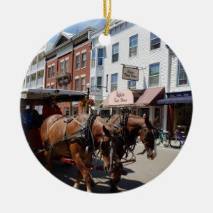 Horse & Carriage on Mackinac Island, Michigan Julgransprydnad Keramik
