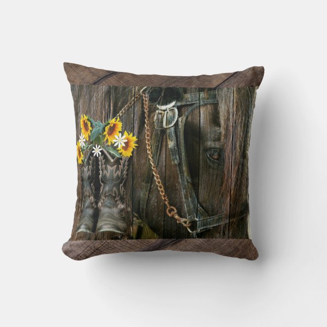 Horse CowboyBoots Sunblommor Rustic Barn Board Kudde (Framsida)