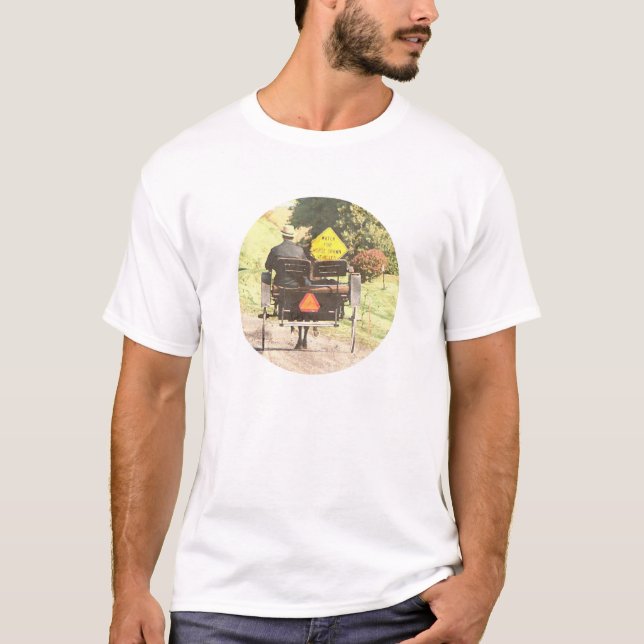 Horse Drawn Amish Buggy Grunge Round T-shirt (Framsida)
