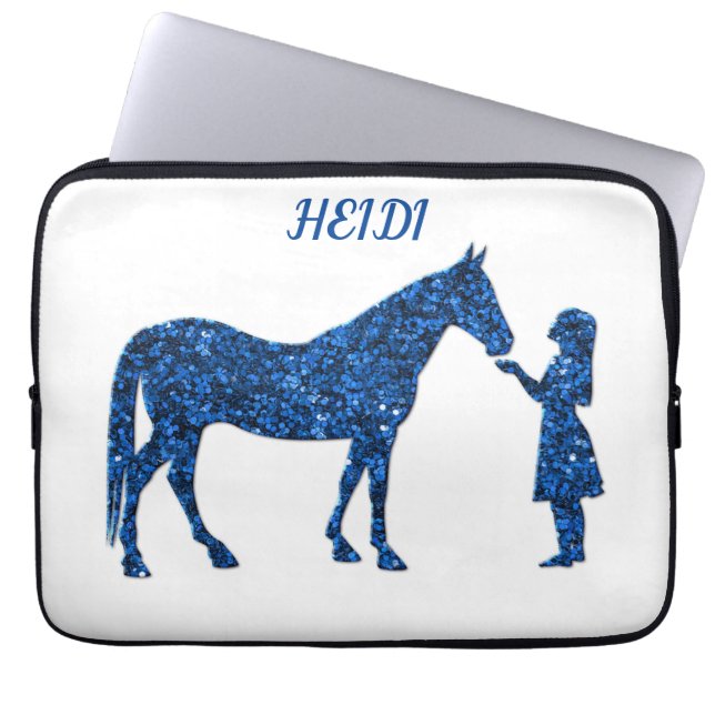 HORSE & GIRL LAPTOP SLEEVE PERSONLIG. (Framsidan)