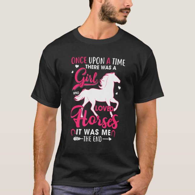 Horse Jumping Equestrian Barrel Tävla T Shirt (Framsida)
