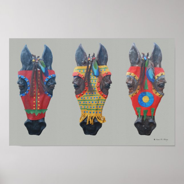 Horse Mask Trio 2 Poster (Framsidan)