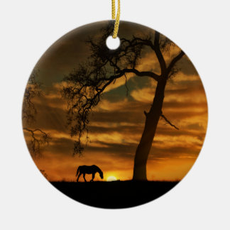 Horse och Oak Träd Ornament