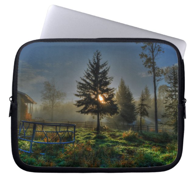 Horse Ranch Sunrise Nature Photo Laptop Fodral (Framsidan)