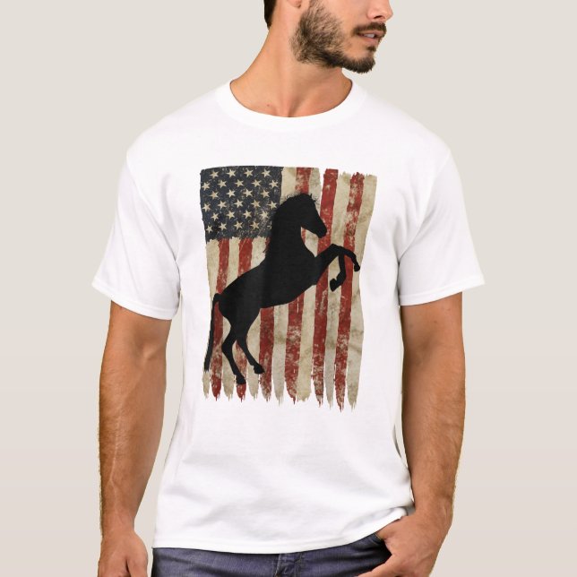 Horse Rider American Flagga USA Patriotic Stallion T Shirt (Framsida)
