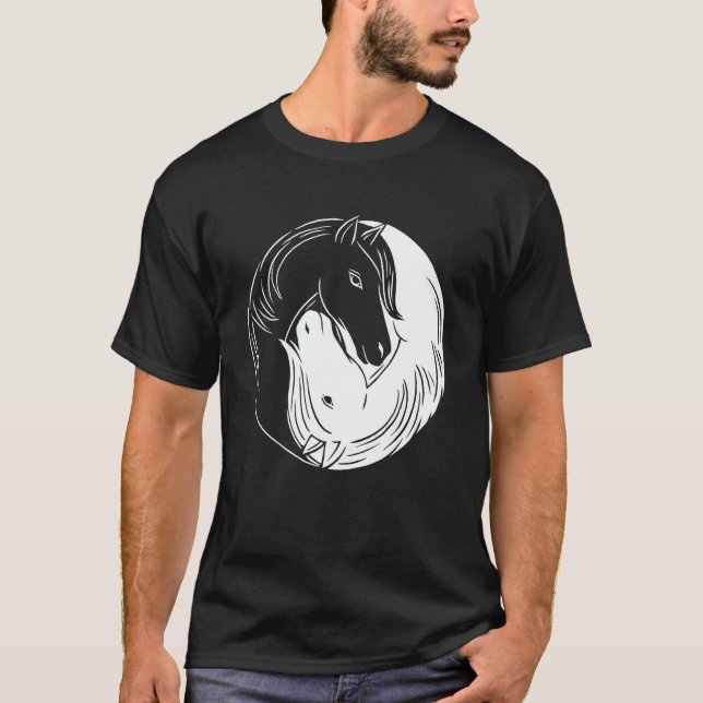 Horse Yin and Yang T Shirt (Framsida)