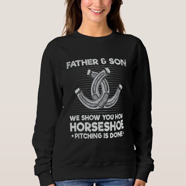 Horseshoe Pitching Quote for a Horseshoe Dad & Son T Shirt (Framsida)