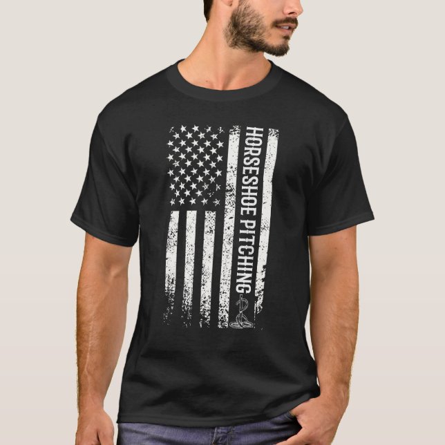 Horseshoe pitching usa flag horseshoe throwing pat t shirt (Framsida)