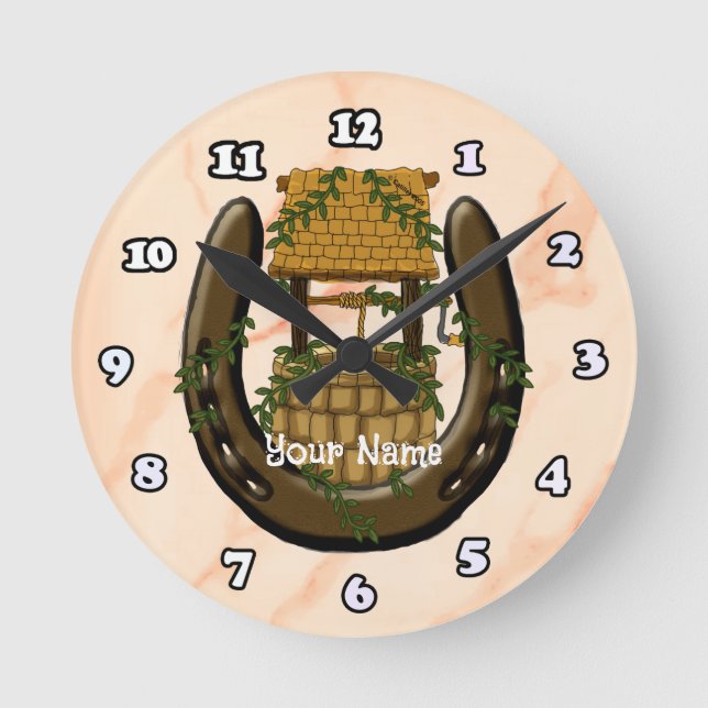 Horseshoe Wishing well Clock Rund Klocka (Framsida)