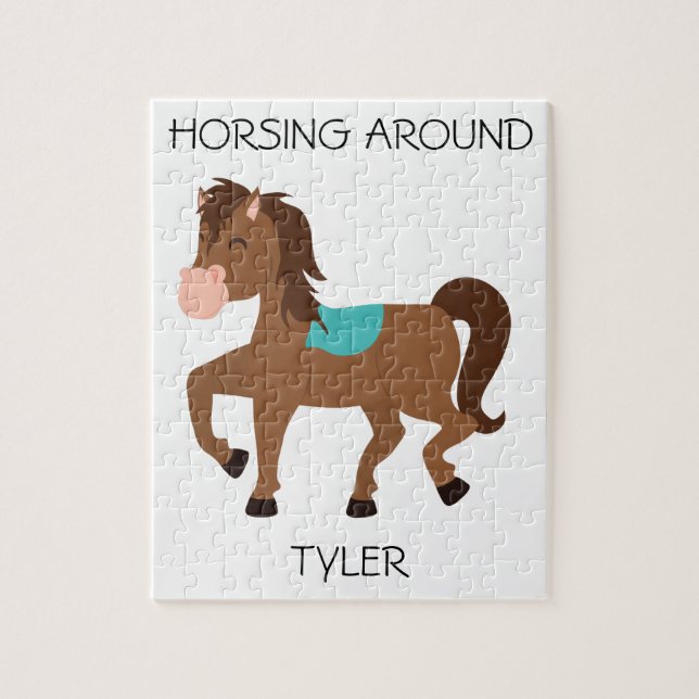 "Horsing Around"-pussel med eget namn. Pussel (Vertikal)