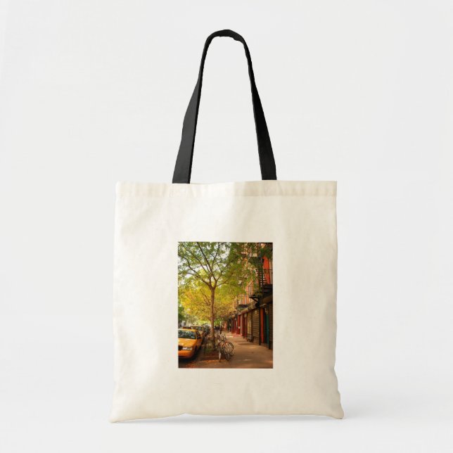 Höst i alfabetstaden, östlig by, NYC Tygkasse (Framsidan)